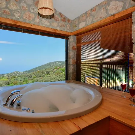 2 Bedroom Private With Infinity Pool And Sea View Villa Faralya